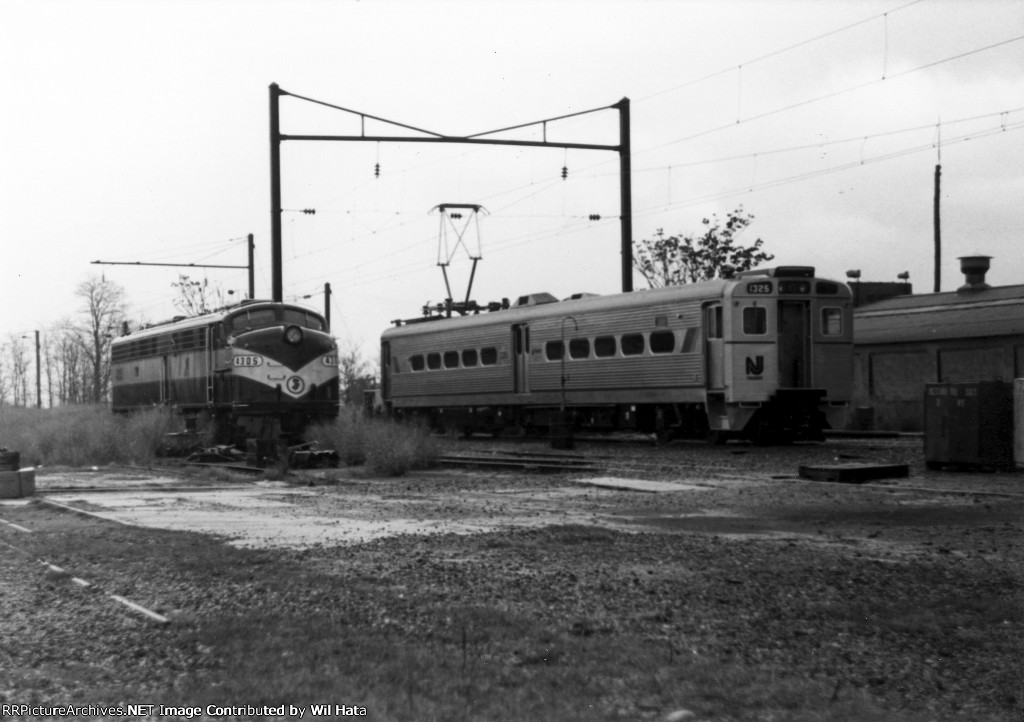 NJT Arrow III Coach 1325